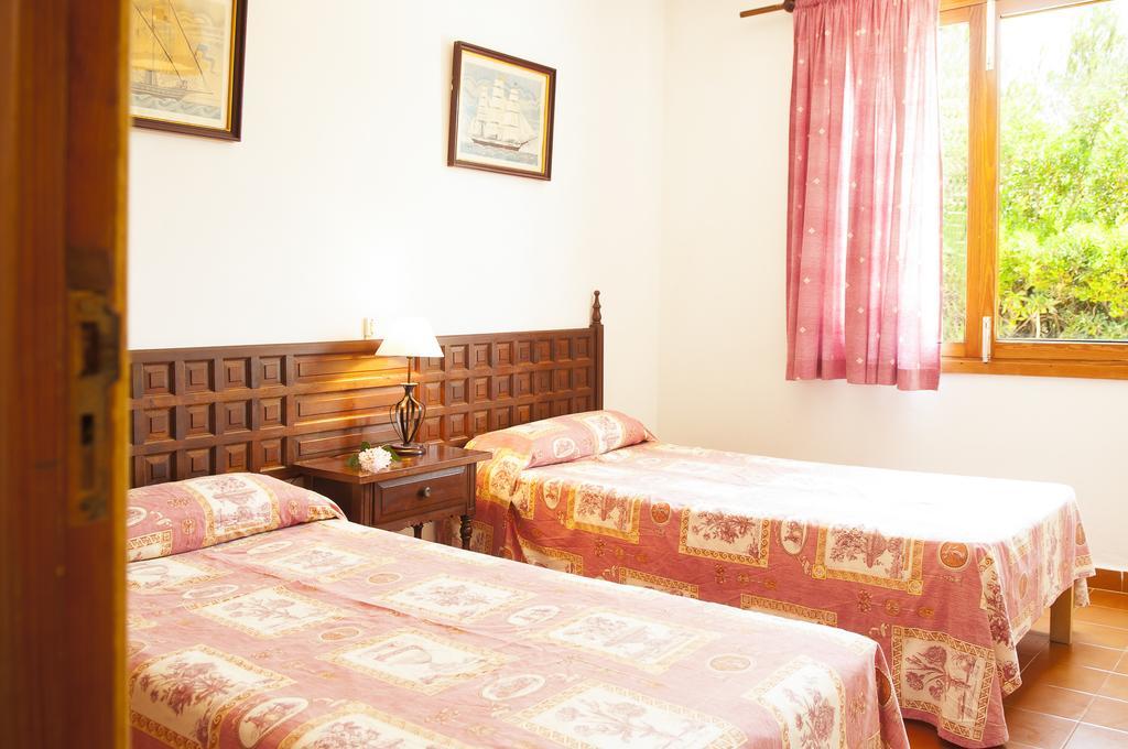 Villa Solana Porto Petro  Room photo
