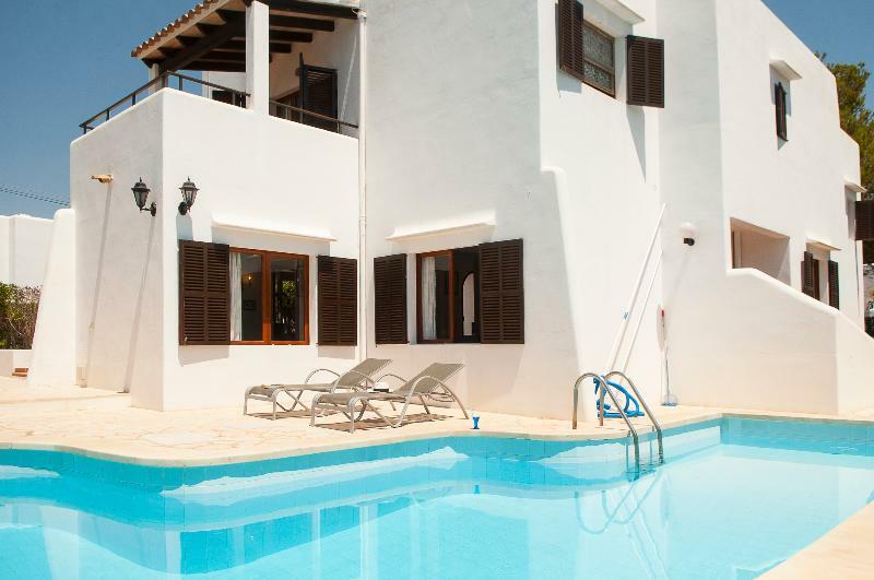 Villa Solana Porto Petro  Exterior photo
